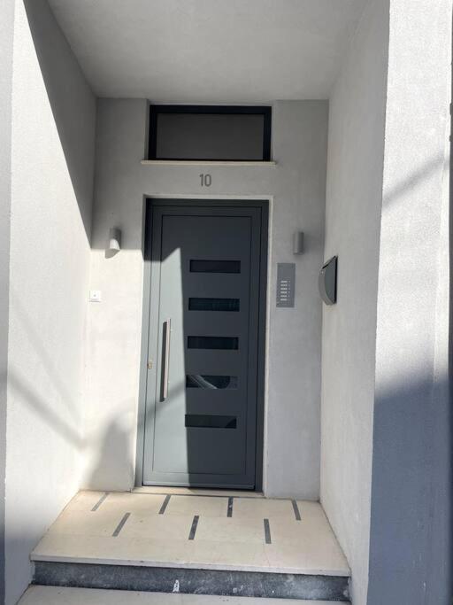 Block Of Flats - Modern Flat Apartment Ioannina Ngoại thất bức ảnh